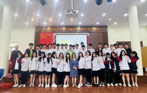 Hoạt động trải nghiệm tham vấn nghề nghiệp cho học sinh THPT tại trường Thực nghiệm